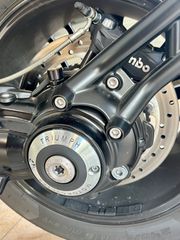 Triumph Rocket 3 R 2024-thumb-8
