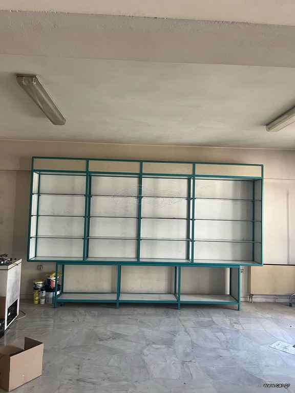 Επαγγελματική μεγάλη ραφιερα
