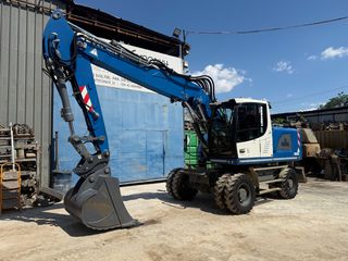 Εκσκαφέας Με Λάστιχα Liebherr 2017 A920