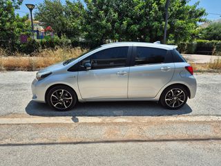 Toyota Yaris 2016 LOUNGE TSS-thumb-2