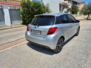 Toyota Yaris 2016 LOUNGE TSS-thumb-5