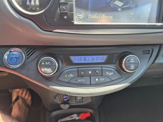 Toyota Yaris 2016 LOUNGE TSS-thumb-20