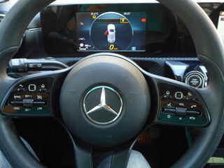 Mercedes-Benz A 180 2020 Sport Edition Diesel-thumb-13