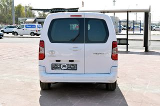 Κλούβα Toyota 2025 PROACE CITY 1.5 D 130 hp L2 Active 3 Θέσιο 9.513 km!-thumb-9