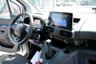 Κλούβα Toyota 2025 PROACE CITY 1.5 D 130 hp L2 Active 3 Θέσιο 9.513 km!-thumb-16