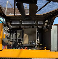 Εκσκαφέας Με Ερπύστριες Liebherr 2017 R924-thumb-8