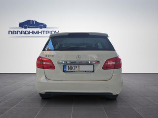 Mercedes-Benz B 200 2012 1.6 156ps Blue Efficiency-thumb-3