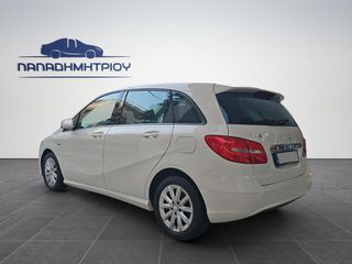 Mercedes-Benz B 200 2012 1.6 156ps Blue Efficiency-thumb-4