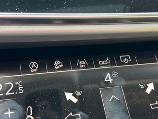 Audi Q8 2019 S Line/Quattro/Panorama/Triptronic/Hybrid-diesel/Navi-Kάμερα-thumb-36