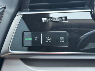 Audi Q8 2019 S Line/Quattro/Panorama/Triptronic/Hybrid-diesel/Navi-Kάμερα-thumb-40