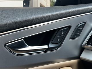Audi Q8 2019 S Line/Quattro/Panorama/Triptronic/Hybrid-diesel/Navi-Kάμερα-thumb-43