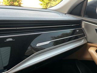 Audi Q8 2019 S Line/Quattro/Panorama/Triptronic/Hybrid-diesel/Navi-Kάμερα-thumb-45