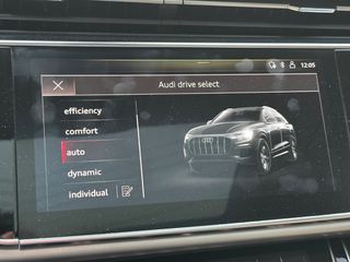 Audi Q8 2019 S Line/Quattro/Panorama/Triptronic/Hybrid-diesel/Navi-Kάμερα-thumb-33