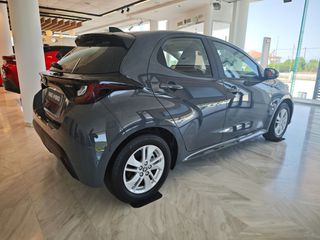 Toyota Yaris 2026 ACTIVE-thumb-3