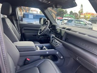 Land Rover Defender 2025 D300 X Dynamic SE-thumb-17