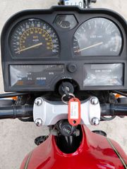 Suzuki GSX 750 1981-thumb-1