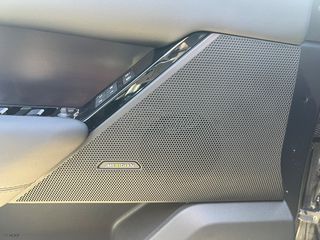Land Rover Range Rover Velar 2025 Dynamic SE-thumb-26