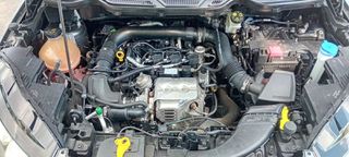 Ford EcoSport 2018-thumb-8