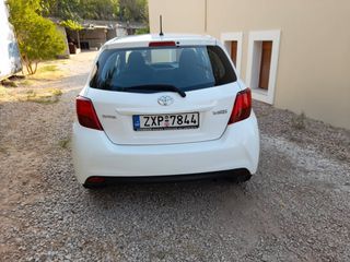 Toyota Yaris 2015 ΠΑΡΑΔΟΣΗ ΠΕΙΡΑΙΑ ΚΑΙ ΘΕΣΣΑΛΟΝΙΚΗ-thumb-2
