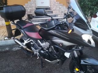Honda Crossrunner 2016 VFR800X-thumb-2