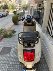 Vespa GTV 300 2024-thumb-1
