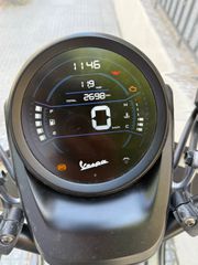Vespa GTV 300 2024-thumb-4