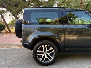 Land Rover Defender 2022 X-Dynamic,D300,HuD,Panorama,Aero,Meridian,39000χλμ!!-thumb-3
