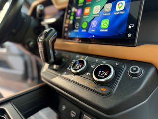 Land Rover Defender 2022 X-Dynamic,D300,HuD,Panorama,Aero,Meridian,39000χλμ!!-thumb-10