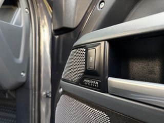 Land Rover Defender 2022 X-Dynamic,D300,HuD,Panorama,Aero,Meridian,39000χλμ!!-thumb-15