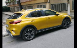 Kia XCeed 2019 1000cc-thumb-4