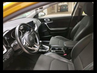 Kia XCeed 2019 1000cc-thumb-5