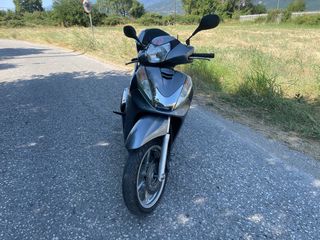 Honda SH 300i 2015 sh 300i-thumb-2