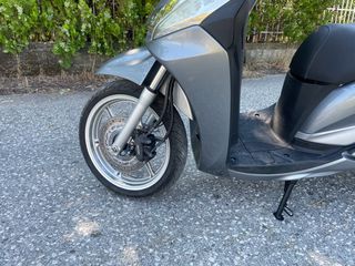 Honda SH 300i 2015 sh 300i-thumb-9