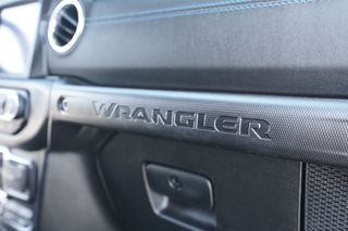 Jeep Wrangler 2022 4xe  Rubicon-thumb-13