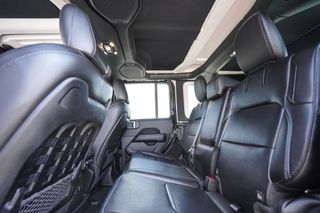 Jeep Wrangler 2022 4xe  Rubicon-thumb-14