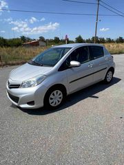 Toyota Yaris 2014-thumb-2