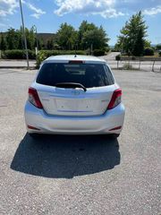 Toyota Yaris 2014-thumb-5