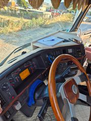 Volvo 2004 Fh12-thumb-6