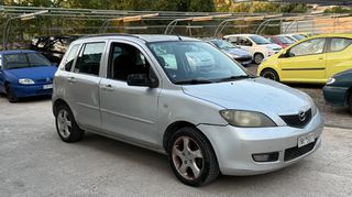 Mazda 2 2004