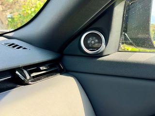 Land Rover Range Rover Evoque 2024 D200 R-DYNAMIC PANO NEW MODEL-thumb-15