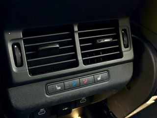 Land Rover Range Rover Evoque 2024 D200 R-DYNAMIC PANO NEW MODEL-thumb-25