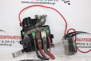 Ασφαλειοθήκη RENAULT TRAFFIC (2006-2014) 8200520034 DIESEL εξωτερική