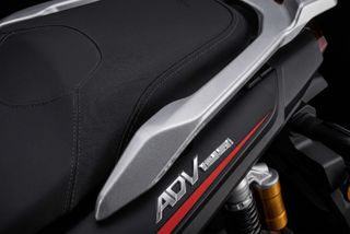 Asus ADV 125 2026-thumb-8