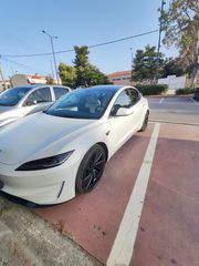 Tesla Model 3 2024 Performance-thumb-1