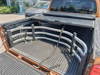 Nissan Navara 2018-thumb-12