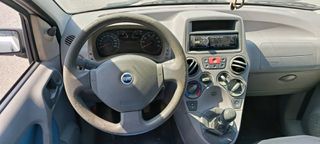 Fiat Panda 2007-thumb-6