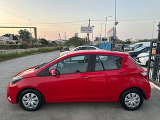 Toyota Yaris 2019-thumb-6