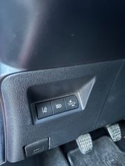 Toyota Yaris 2019-thumb-8
