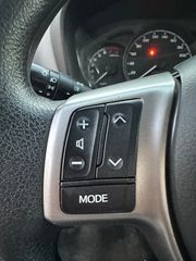 Toyota Yaris 2019-thumb-12