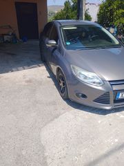 Ford Focus 2014-thumb-1